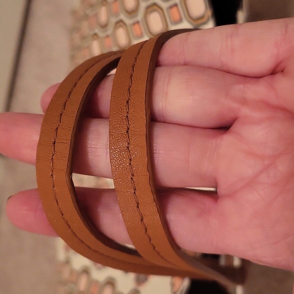 Tory Burch Hicks Garden Print Large Tote - Picture 5 of 8